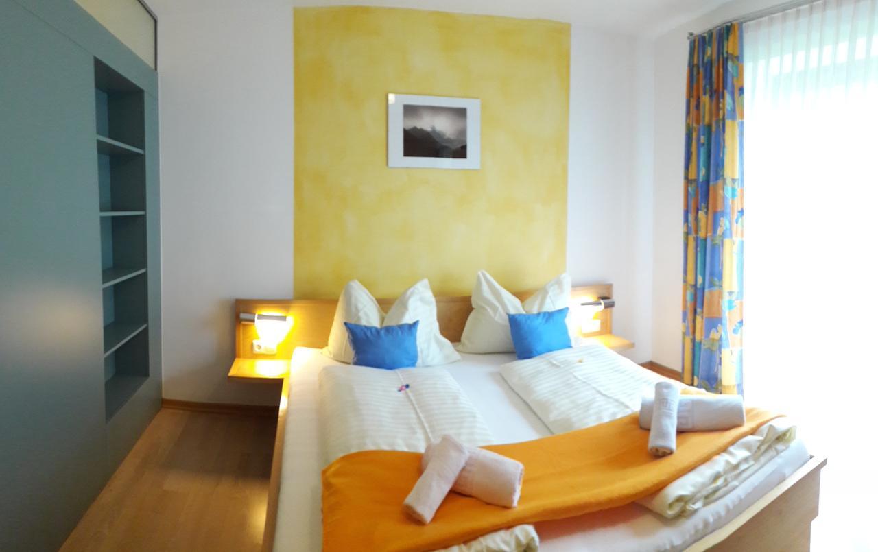 Familienpension Gletscherblick Heiligenblut Buitenkant foto